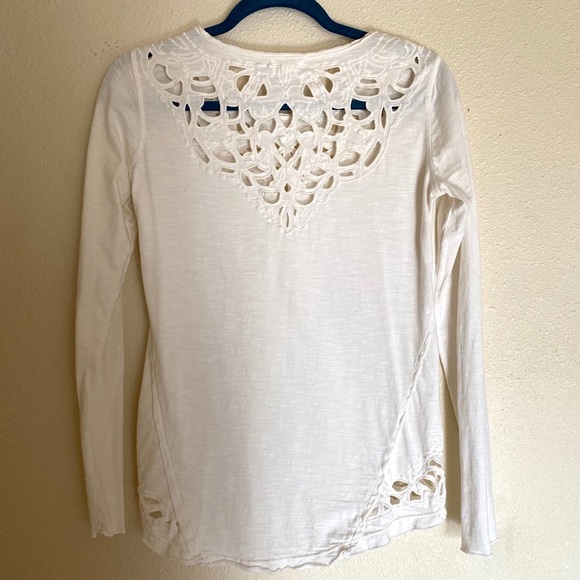 Cut out long sleeve - Picture 4 of 6